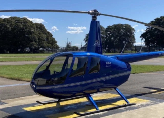 Robinson R44